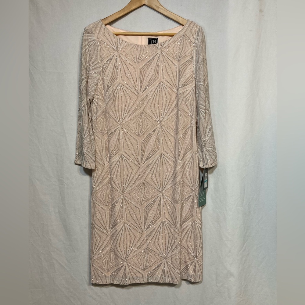 JH EVENINGS FORMAL  LIGHT PEACH / PINKISH WITH SILVER METALIC  DRESS SIZE 16 NWT